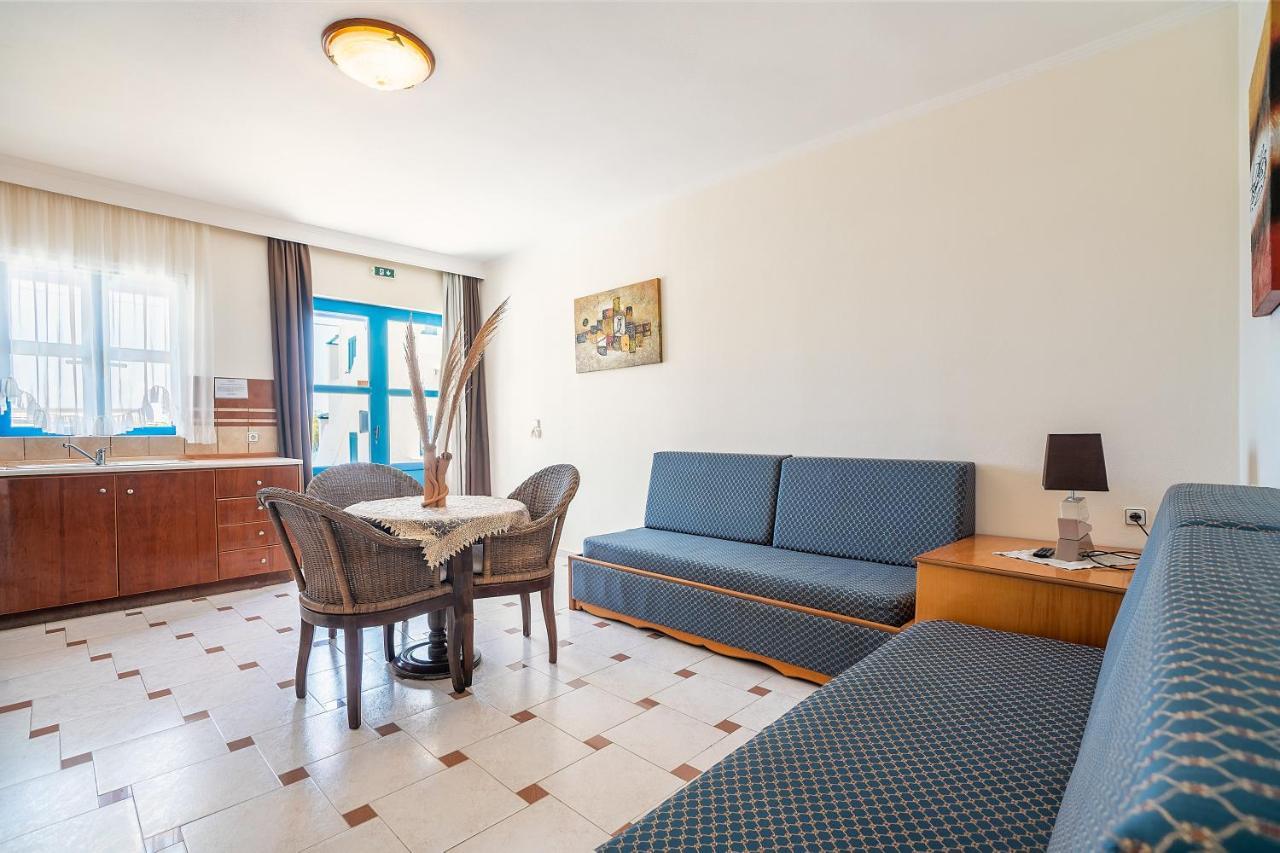 Livadia Beach Suite Exterior foto